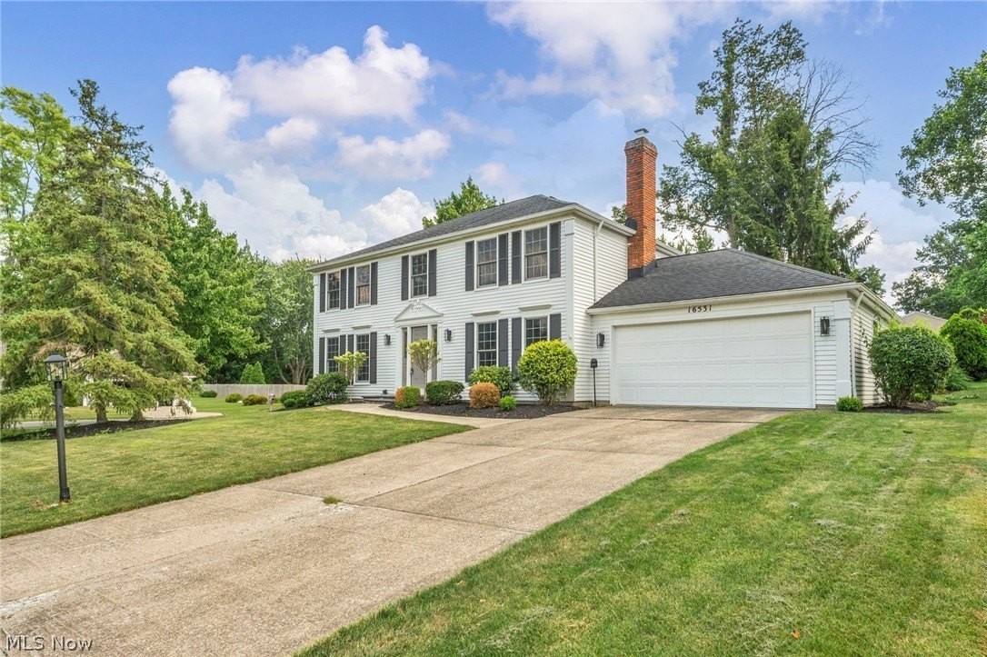 16531 Timberline Dr - Photo 3 of 48