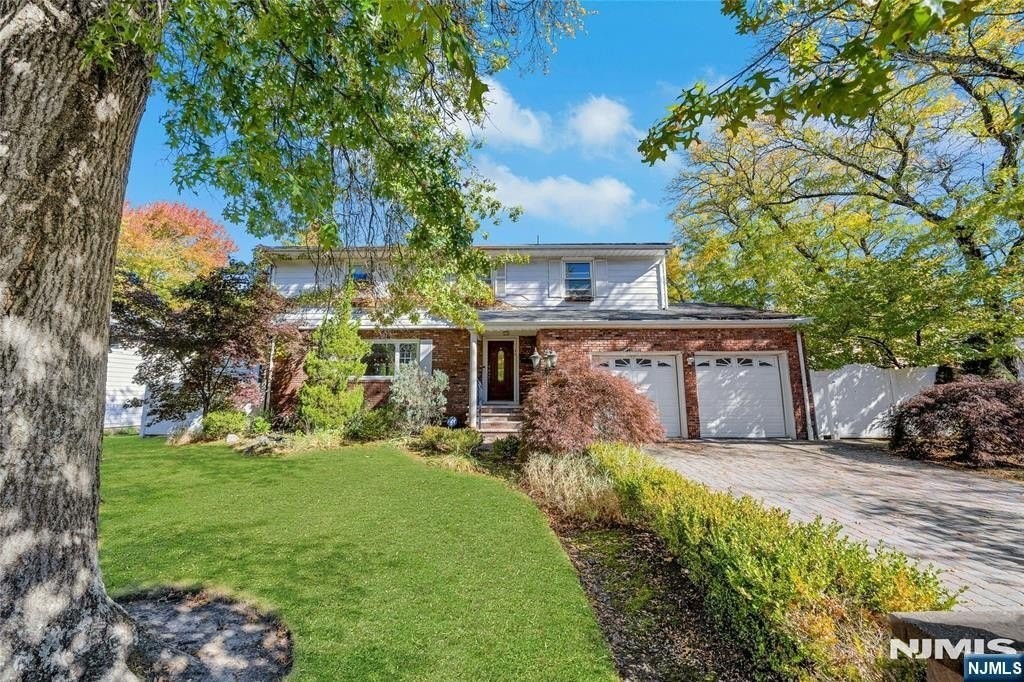 39 Sherwood Ave