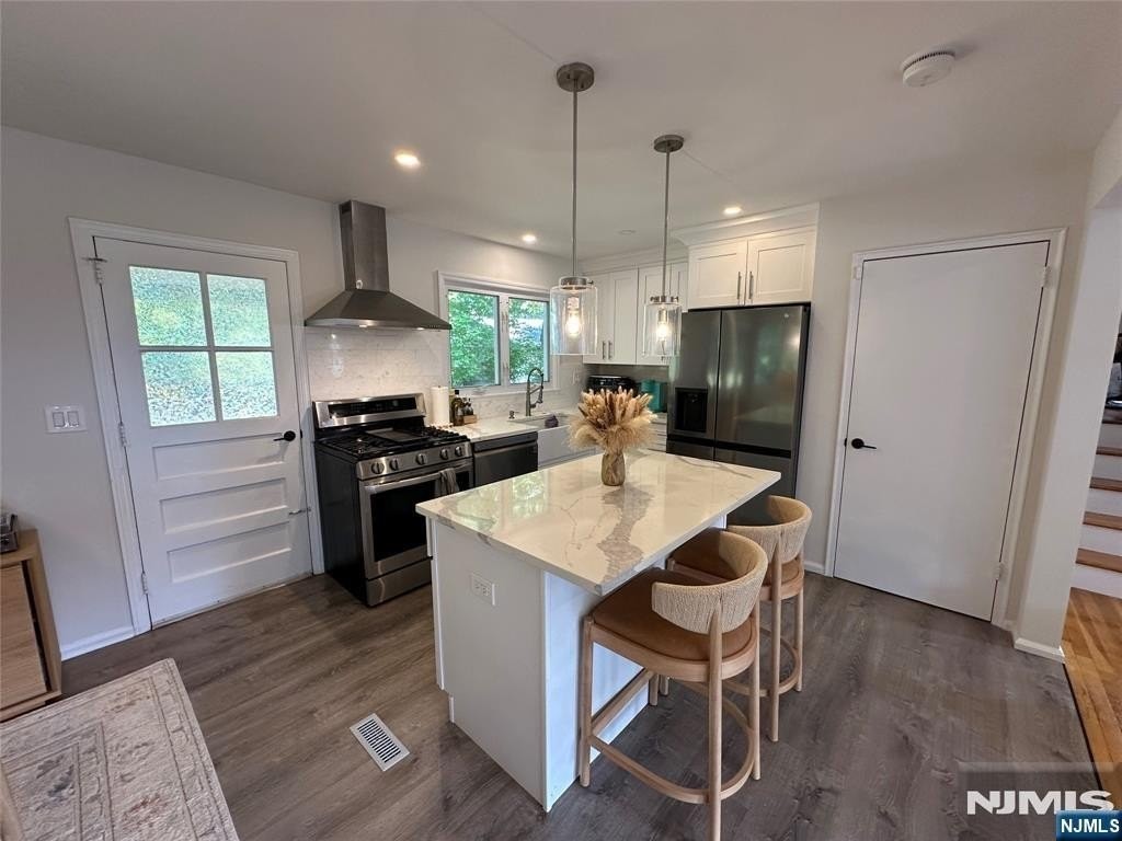 339 Durie Ave - Photo 5 of 25
