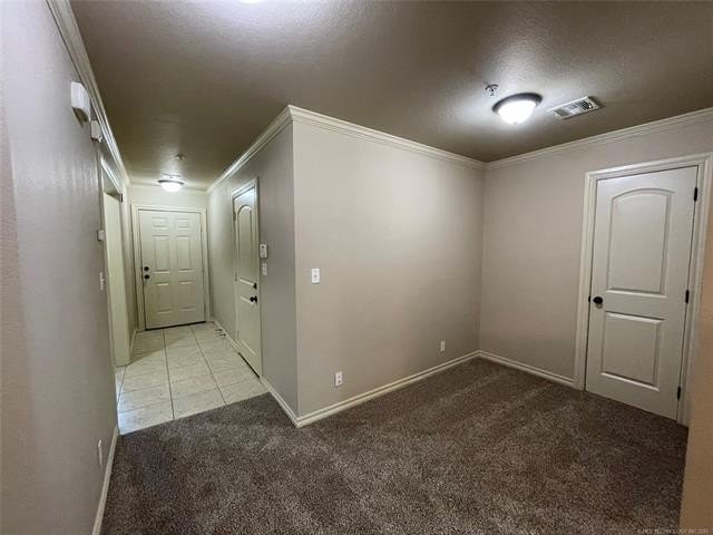 415 W Elgin St - Photo 3 of 19
