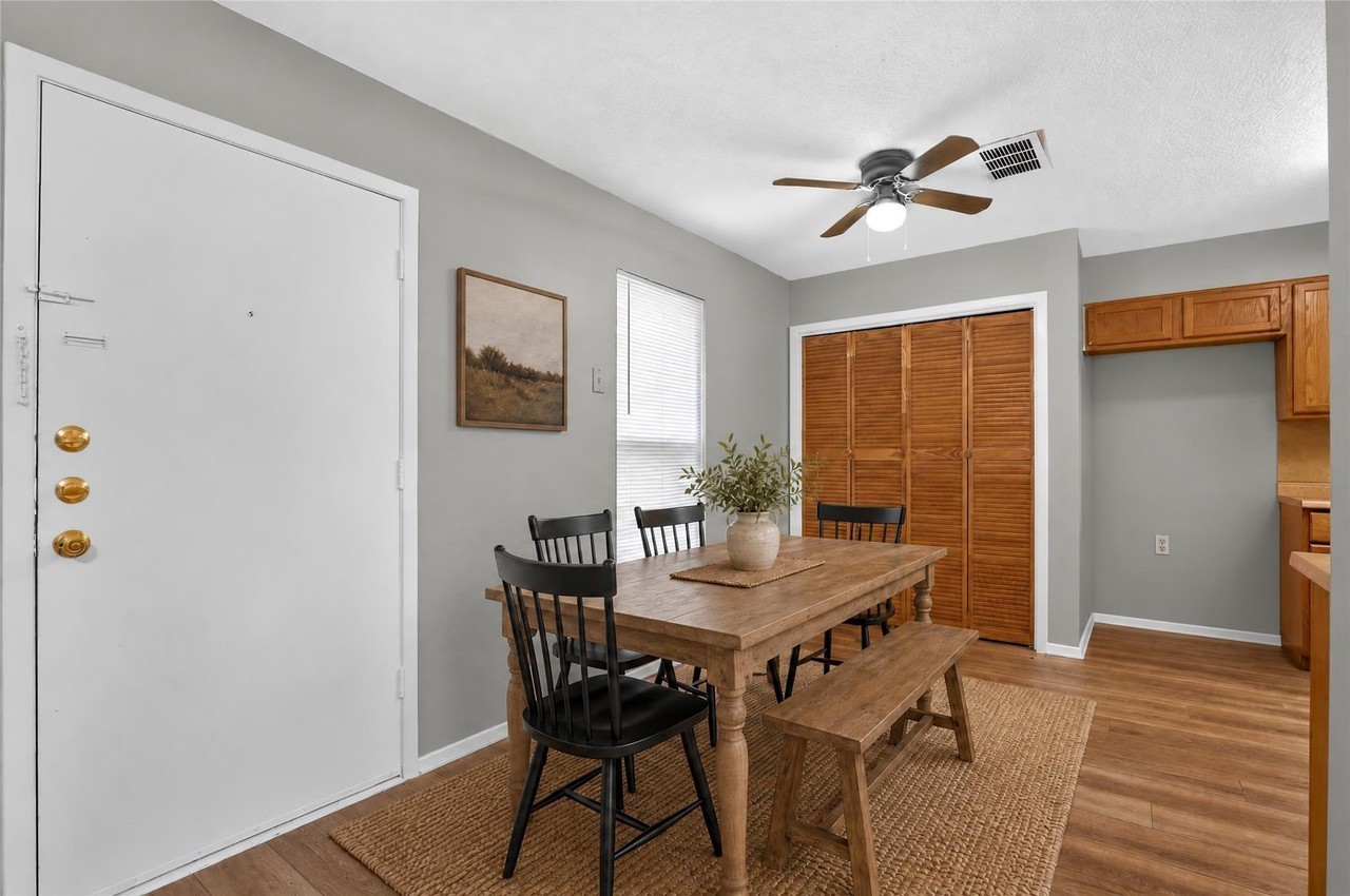 6530 Fall Creek Hwy - Photo 6 of 24