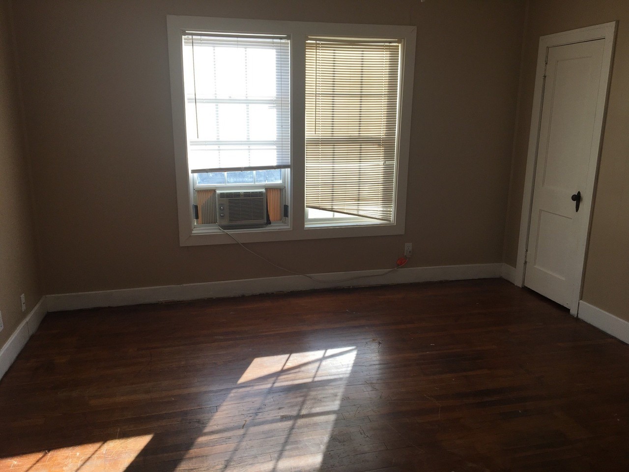 601 E North 15th St #A - Photo 3 of 4