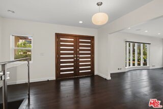 175 Barlock Ave - Photo 5 of 8