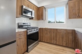 1820 Prosser Ave #202 - Photo 6 of 7