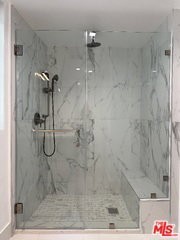 9842 Vidor Dr #201 - Photo 5 of 7