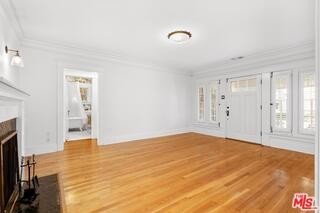 1350 N Orange Grove Ave - Photo 5 of 8
