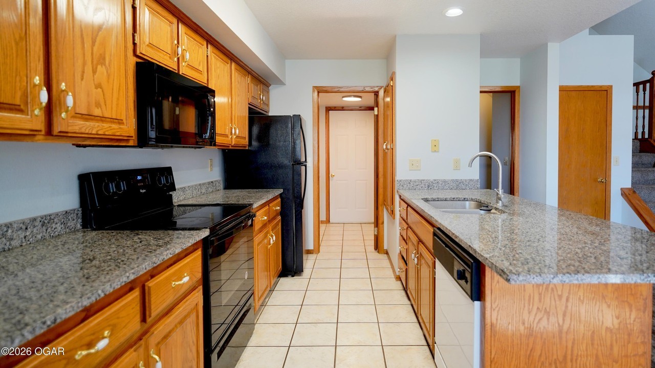 3222 Connecticut Ave #A - Photo 7 of 15