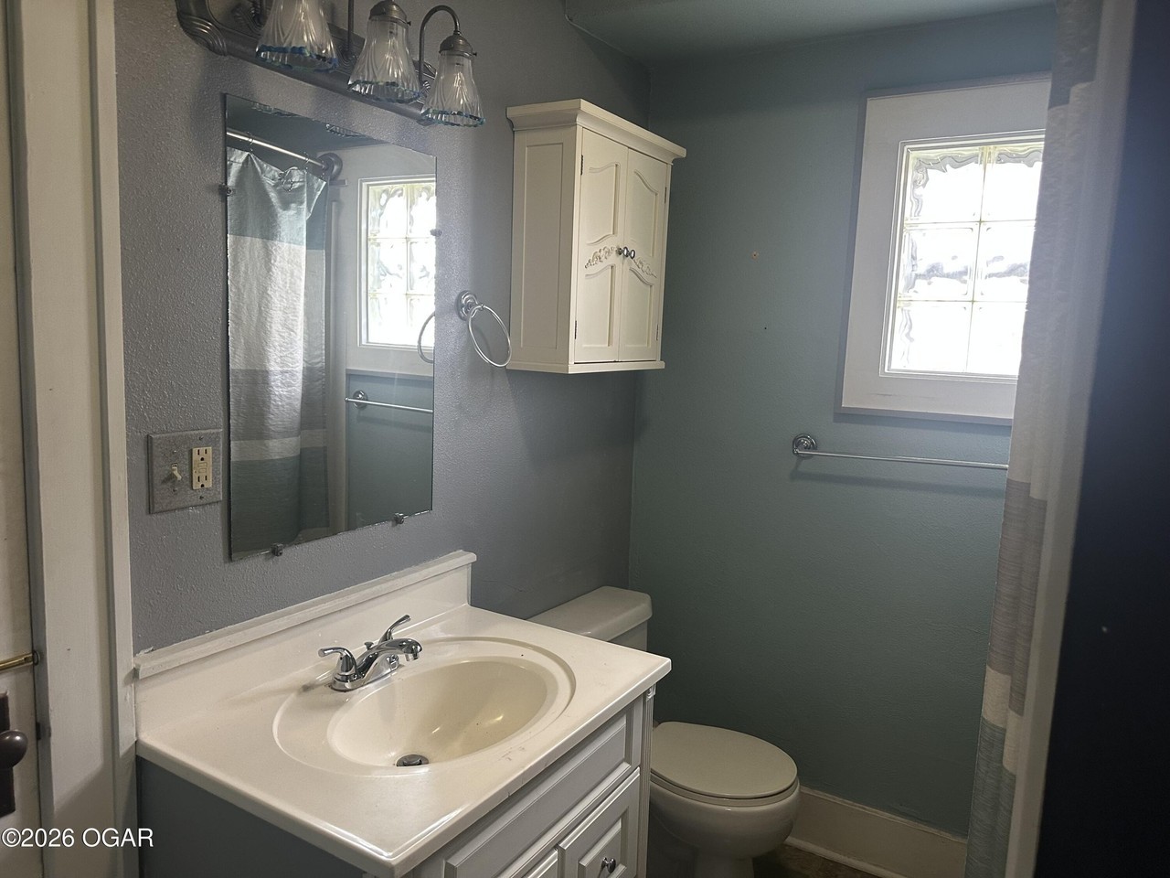 605 S High St - Photo 7 of 10