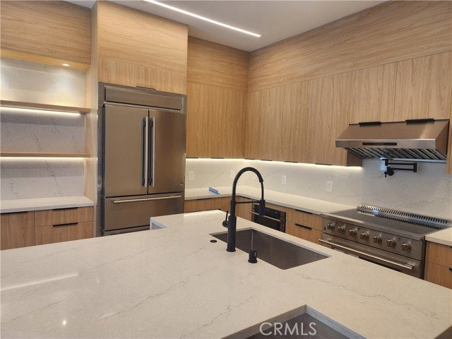 20520 Sherman Way - Photo 7 of 7