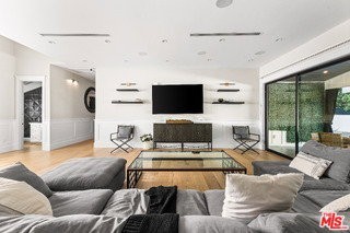 13339 Margate St - Photo 4 of 8