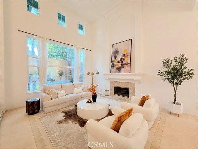 2302 Ridgeview Ave - Photo 3 of 8