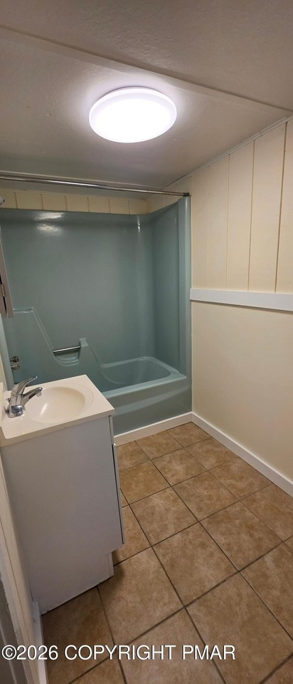 3241 N 5th St - Photo 2 of 9