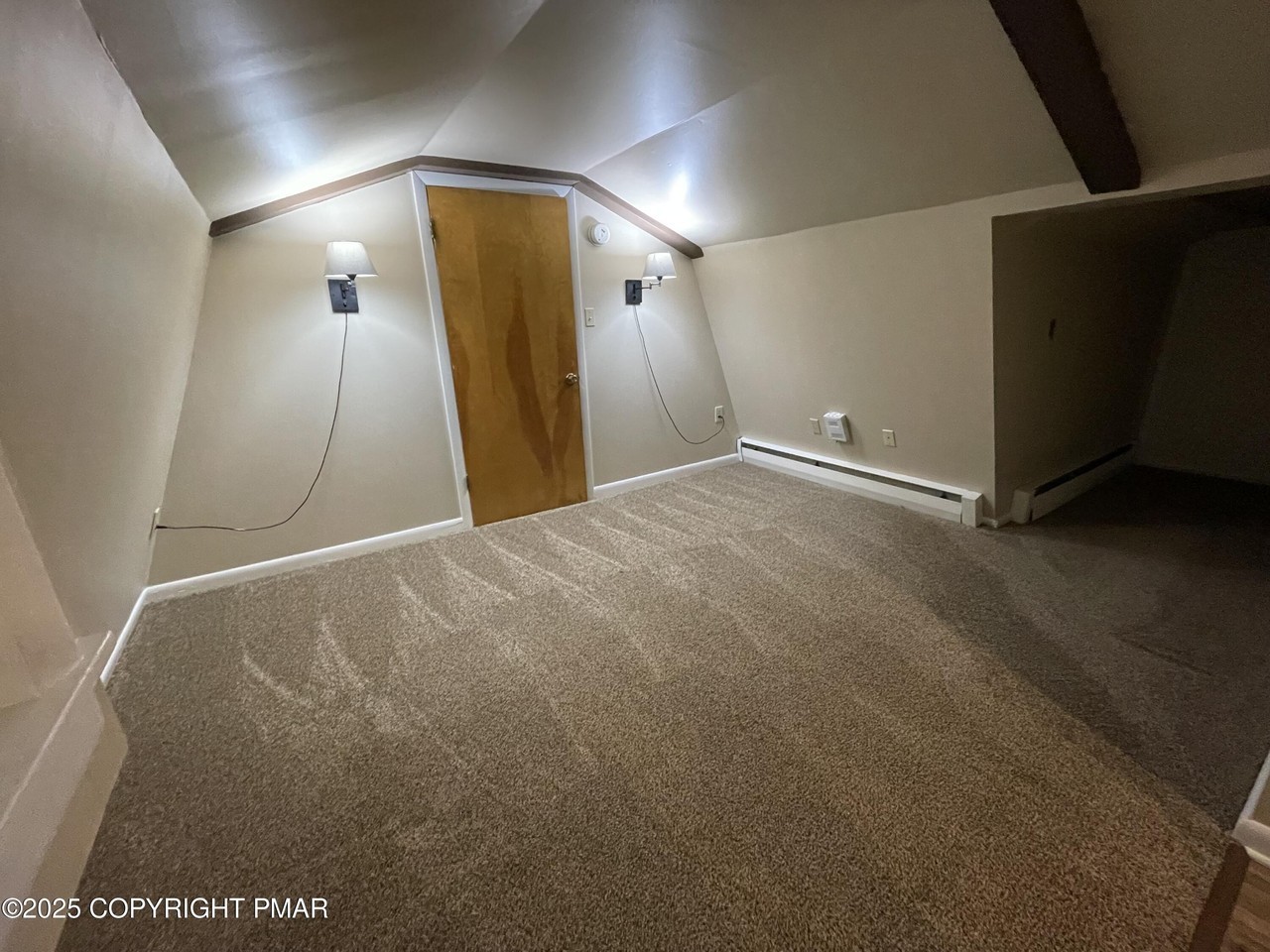 106 3rd St #14 - Photo 3 of 18