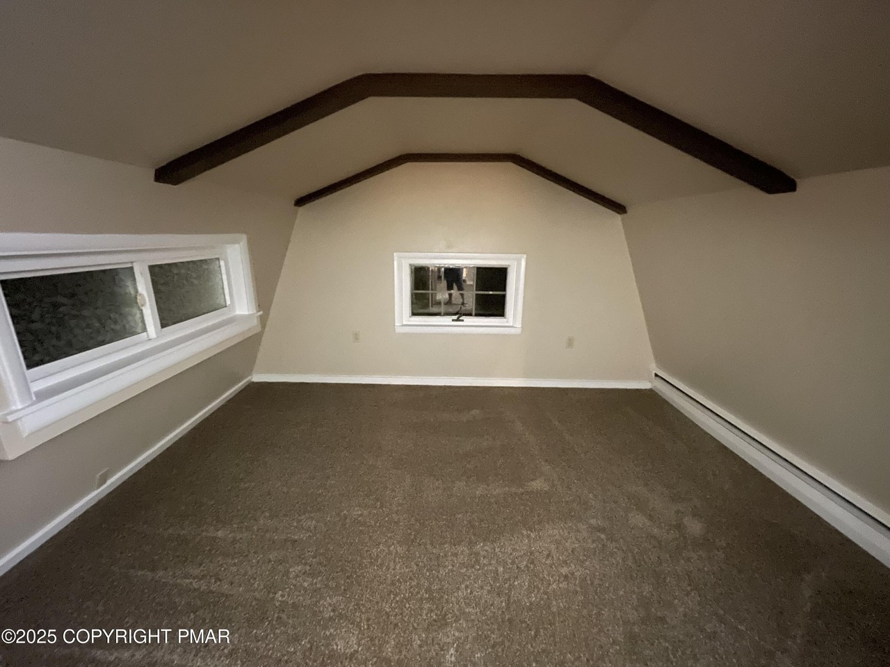 106 3rd St #14 - Photo 4 of 18