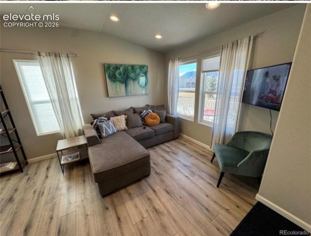 1056 Petra Hts - Photo 2 of 12