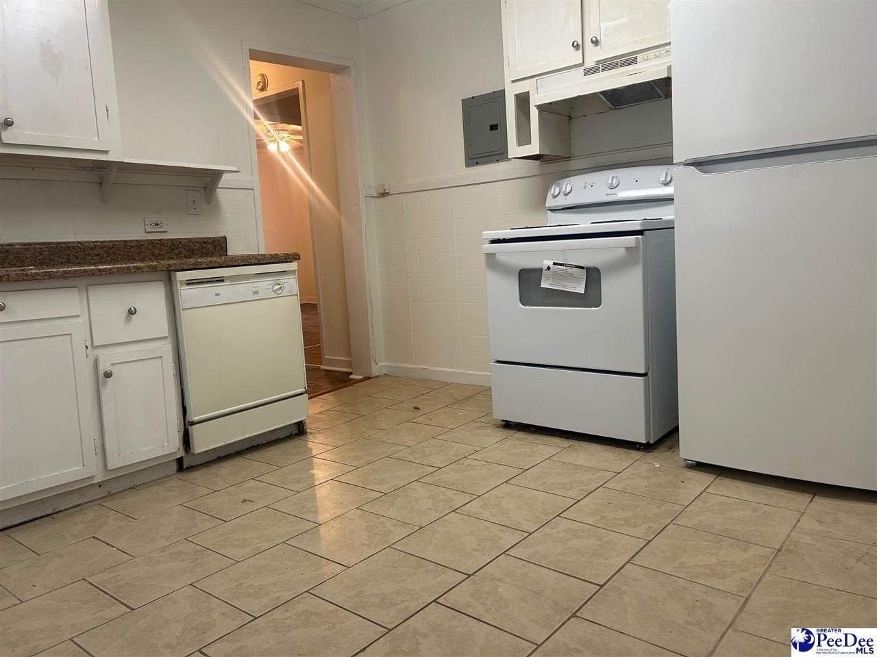 848 Lynwood Dr - Photo 6 of 13