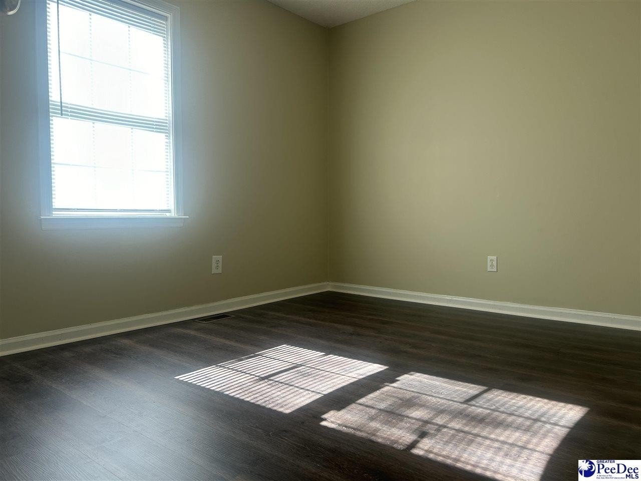 5627 Country Ln - Photo 5 of 12