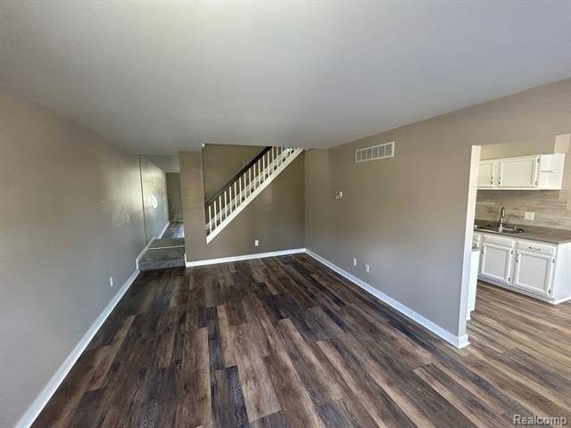 41285 Southwind Dr - Photo 6 of 26