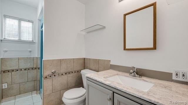 30575 Groveland St - Photo 7 of 24