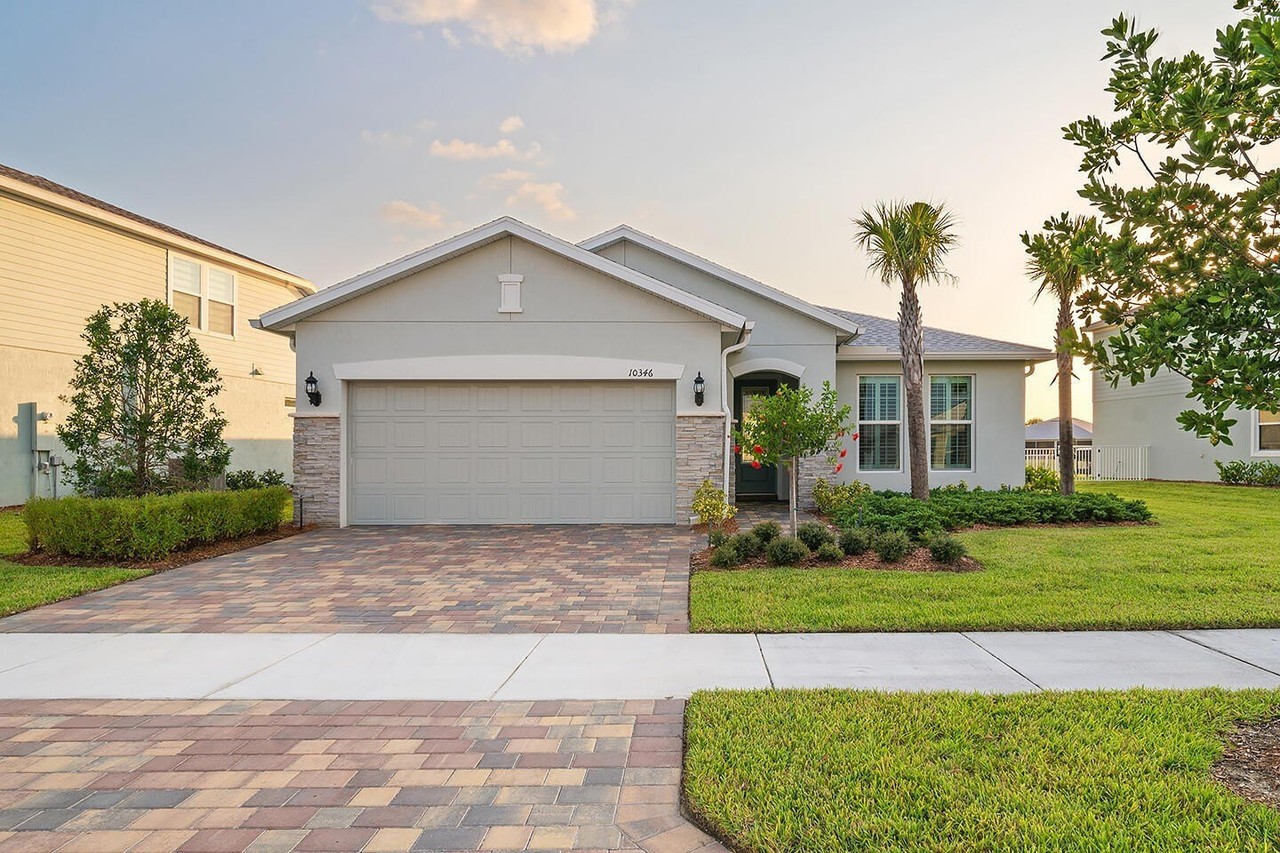 10346 Sw Captiva Dr - Photo 2 of 38