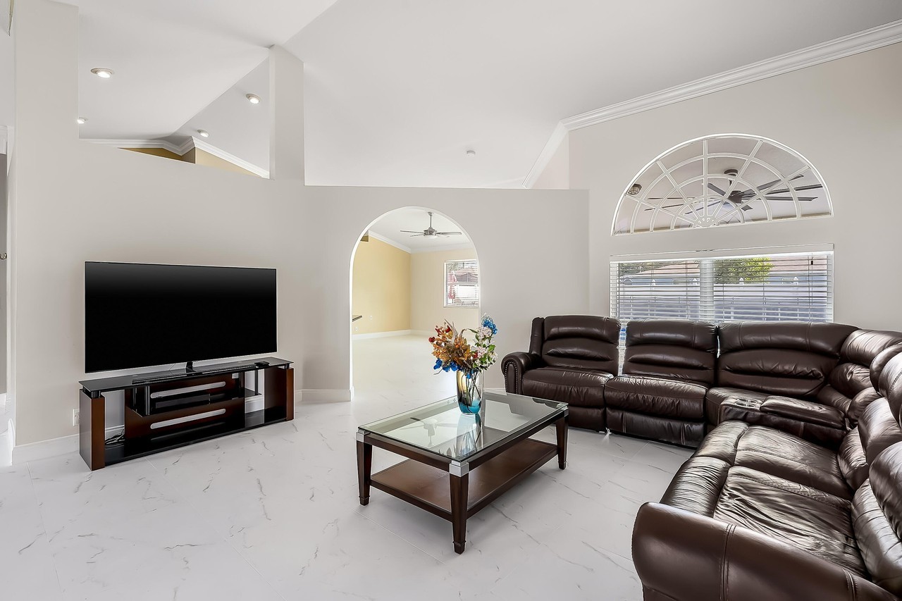 2962 Sw Coastal Ter - Photo 4 of 50