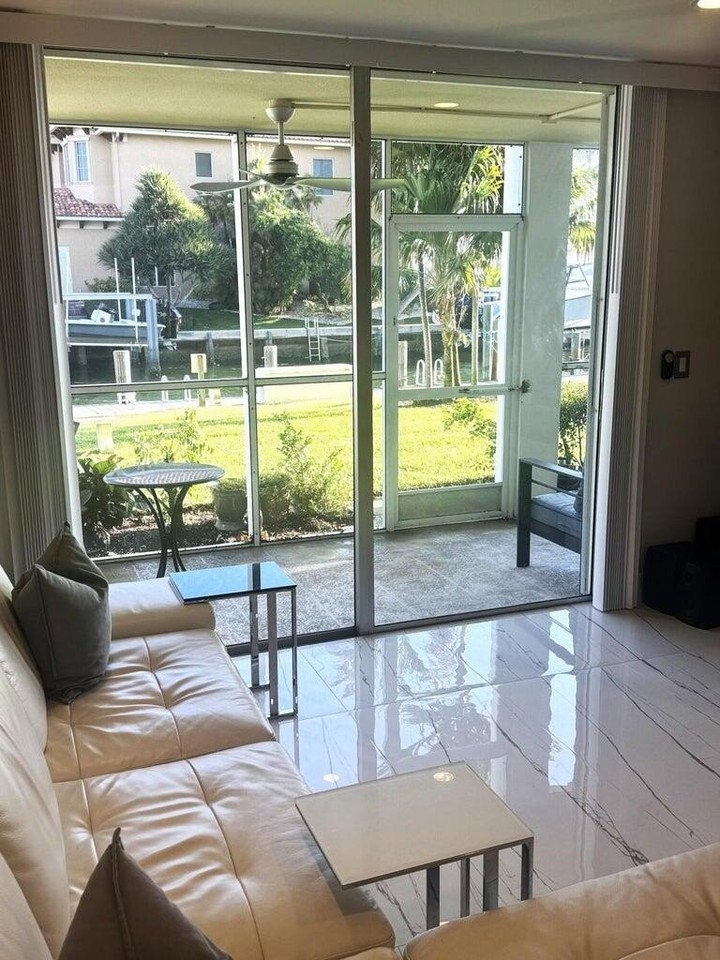 105 Paradise Harbour Blvd #108 - Photo 4 of 24