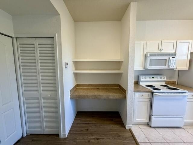 11011 Legacy Ln #301 - Photo 4 of 10