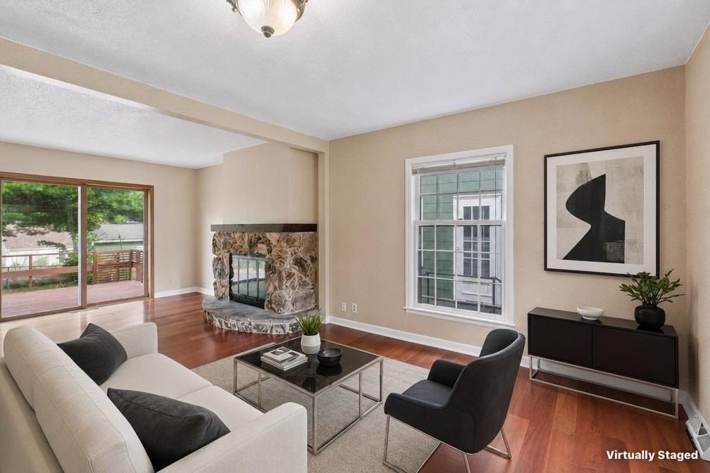 3049 Edgewood Ave S - Photo 4 of 11