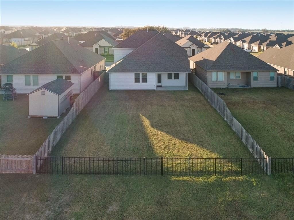 4422 Marais River Dr - Photo 2 of 24