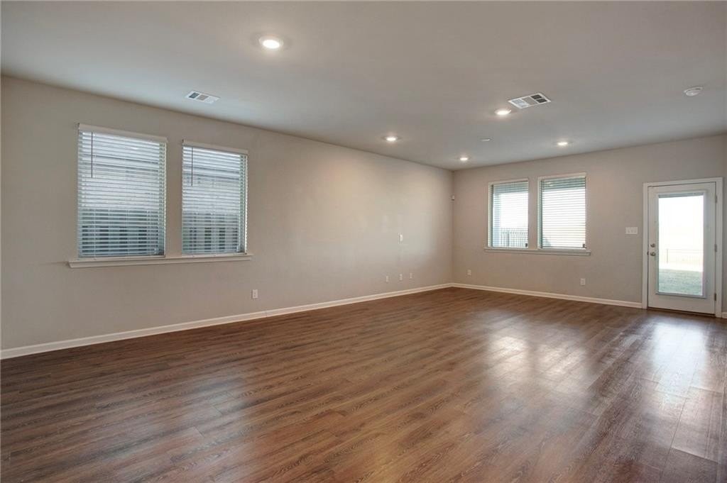 4422 Marais River Dr - Photo 3 of 24