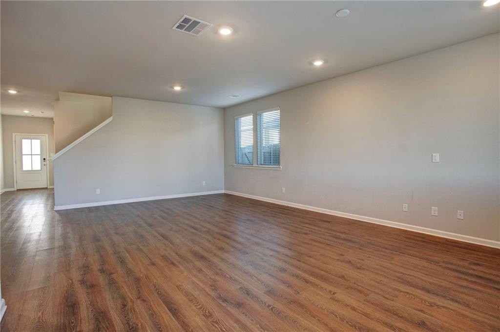 4422 Marais River Dr - Photo 4 of 24