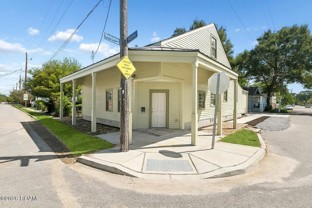 301 Adams St - Photo 1 of 1