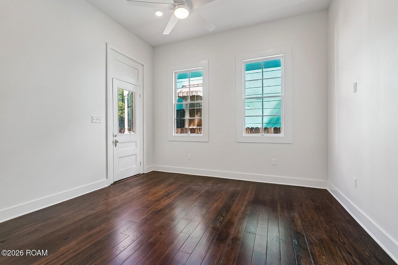 303 Adams St - Photo 2 of 11