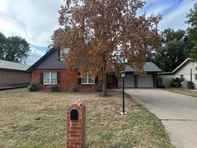 2933 Woodland Cir - Photo 1 of 1