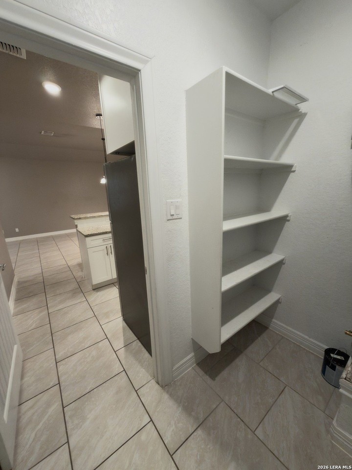 711 Erline Ave - Photo 6 of 21