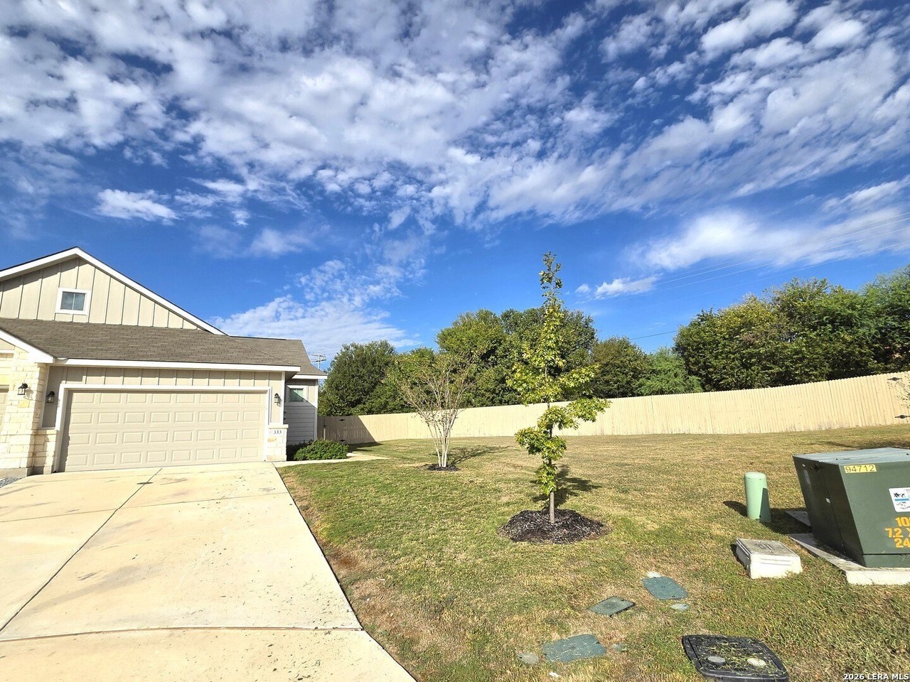 333 Caleb Ct - Photo 2 of 28