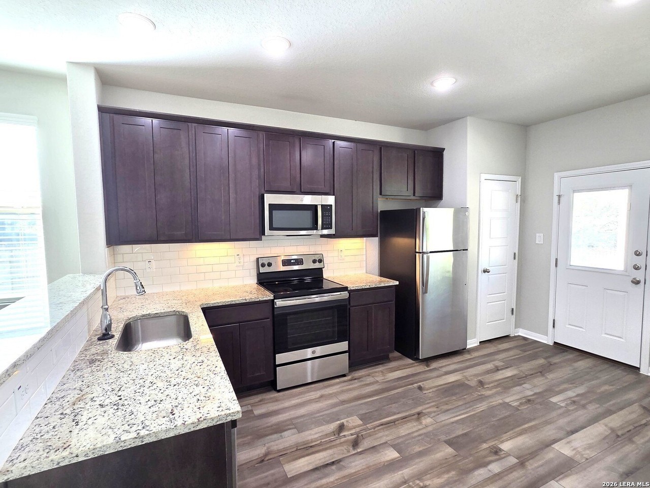 331 Caleb Ct - Photo 4 of 23