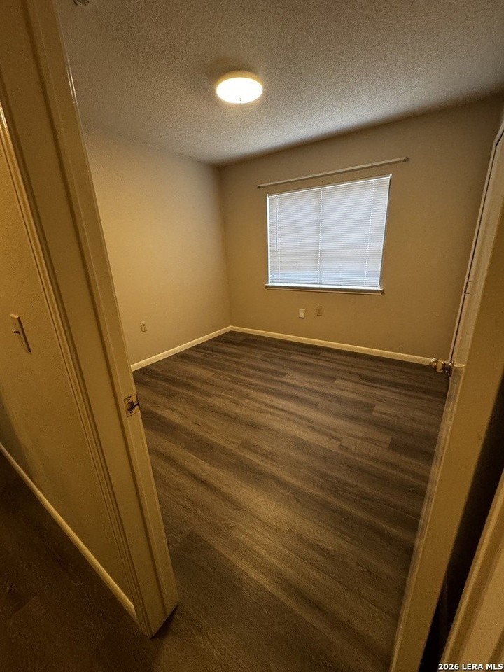 6710 Ambush Dr - Photo 5 of 12