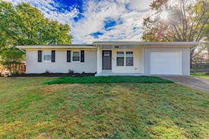 featured image of 3713 Debbie Ln