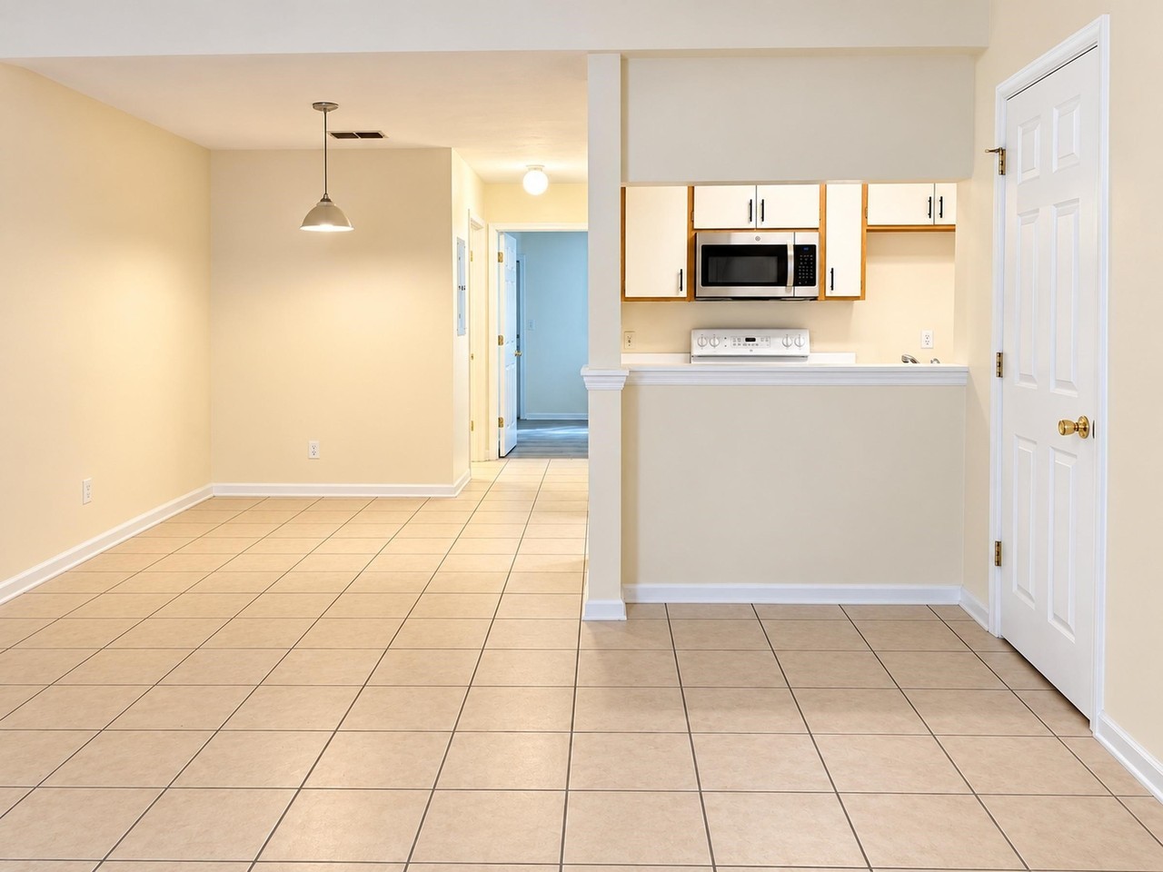 1351 Castelnau Ct #C - Photo 2 of 12