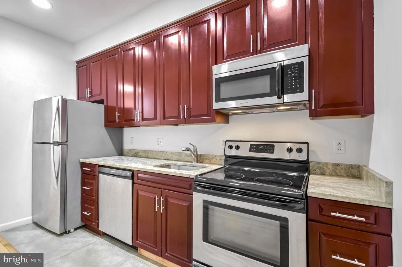 424 Q St Nw #D - Photo 4 of 13