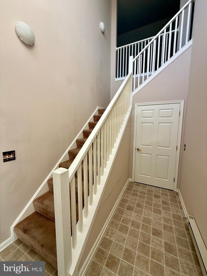 131 Barksdale Ct #1604D - Photo 2 of 20