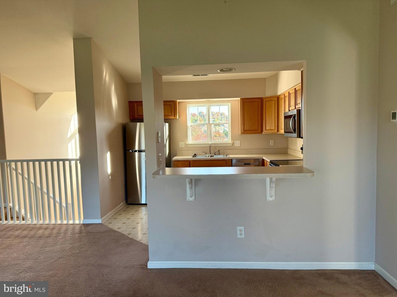 131 Barksdale Ct #1604D - Photo 4 of 20