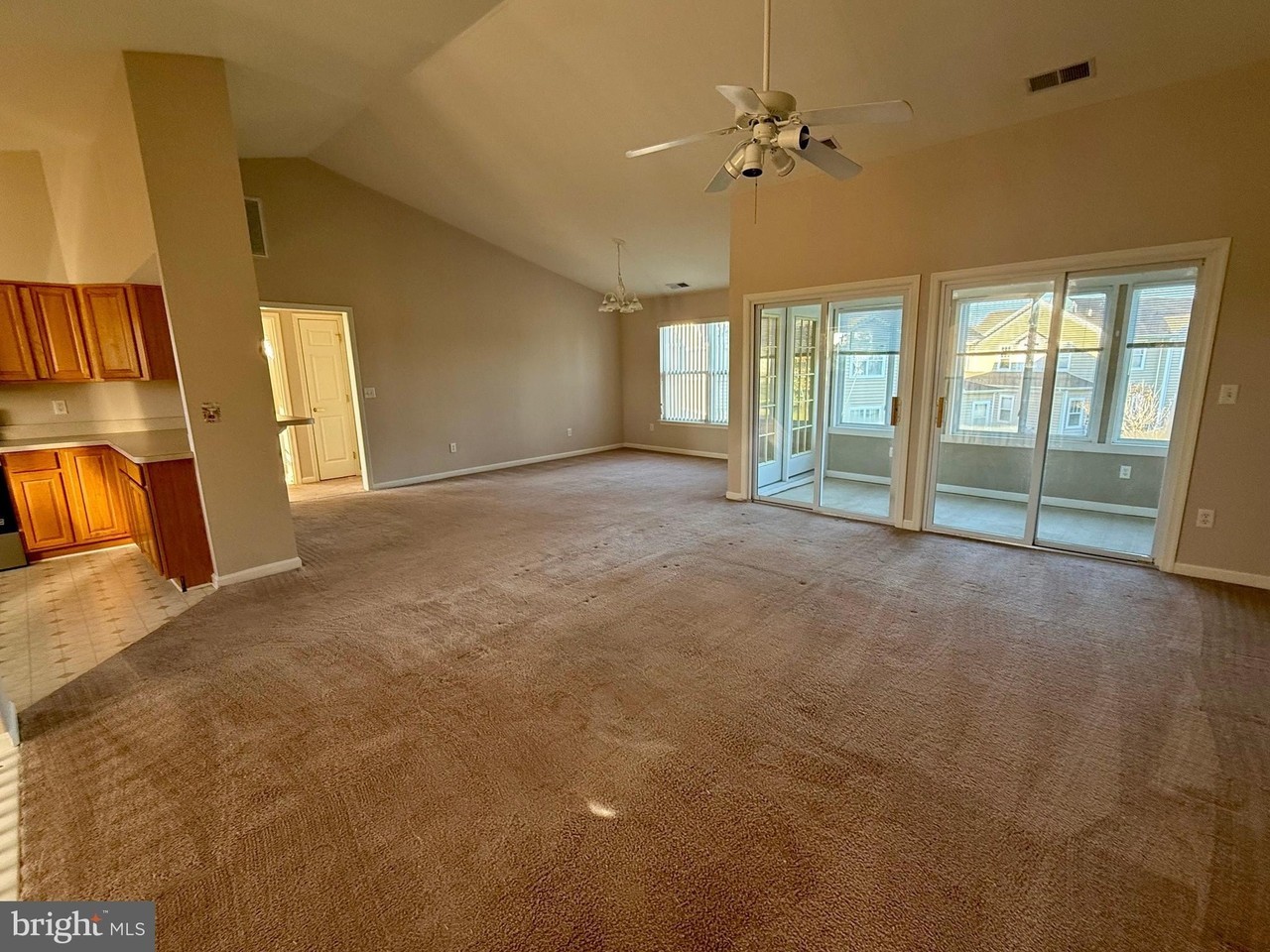 131 Barksdale Ct #1604D - Photo 6 of 20