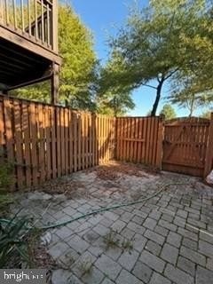 1228 Rockland Ct - Photo 5 of 12