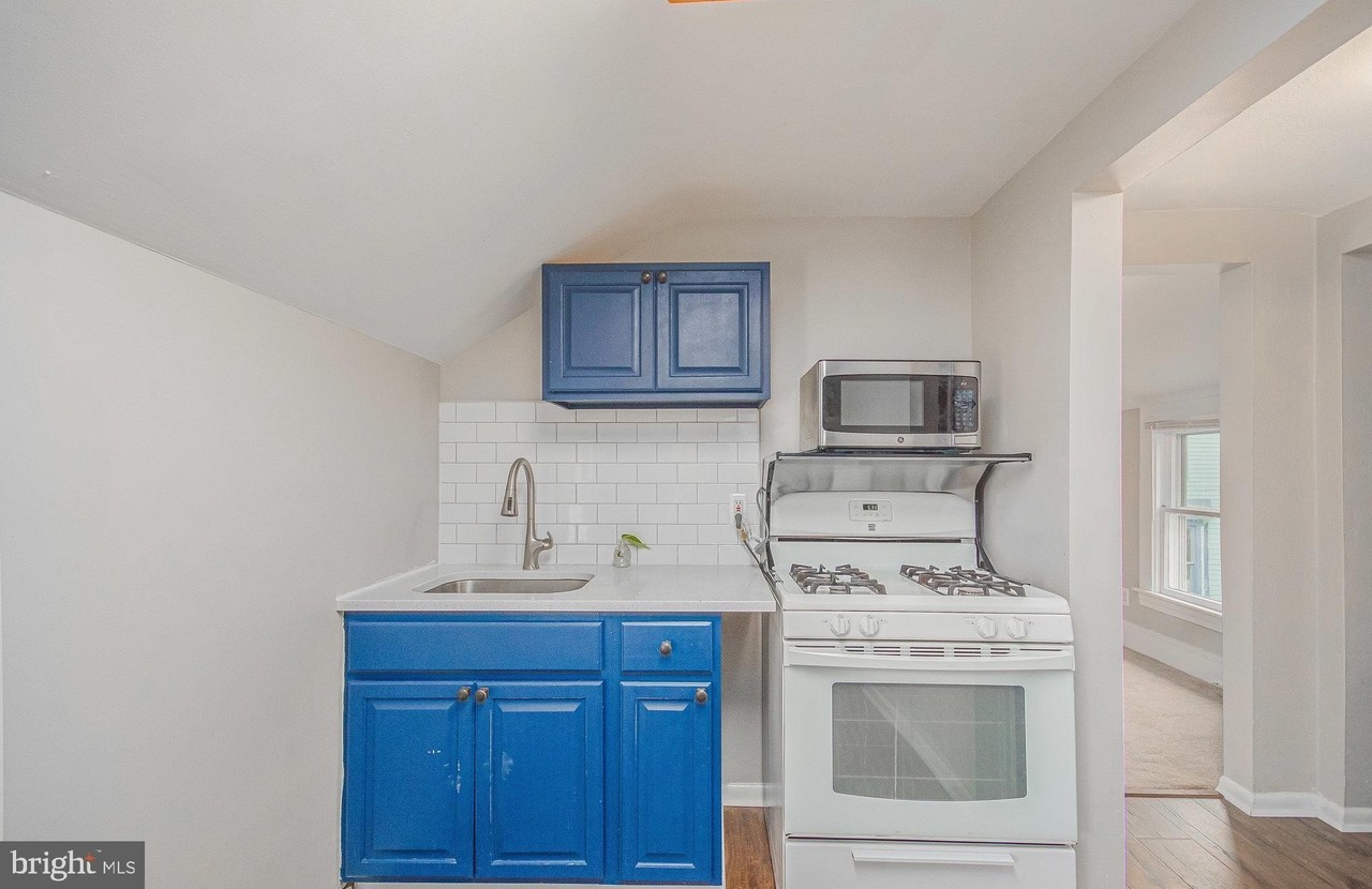 126 Prince George St #3 - Photo 7 of 19