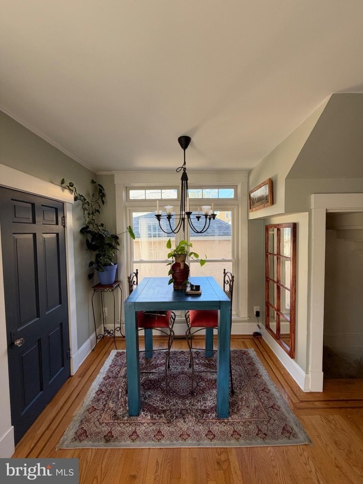 5806 Clearspring Rd - Photo 5 of 13