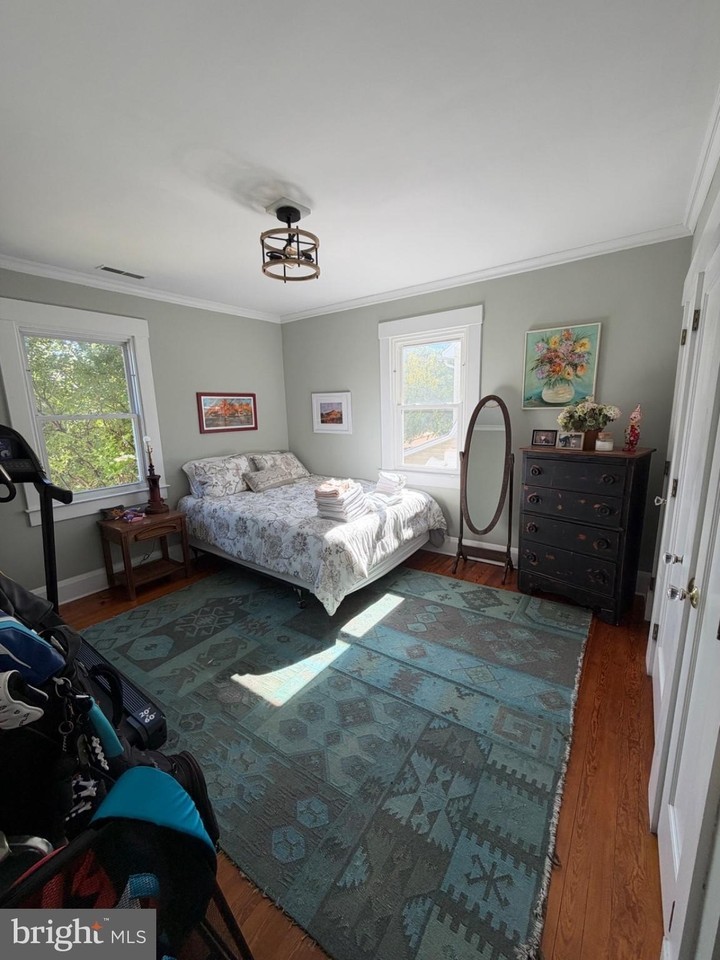 5806 Clearspring Rd - Photo 7 of 13