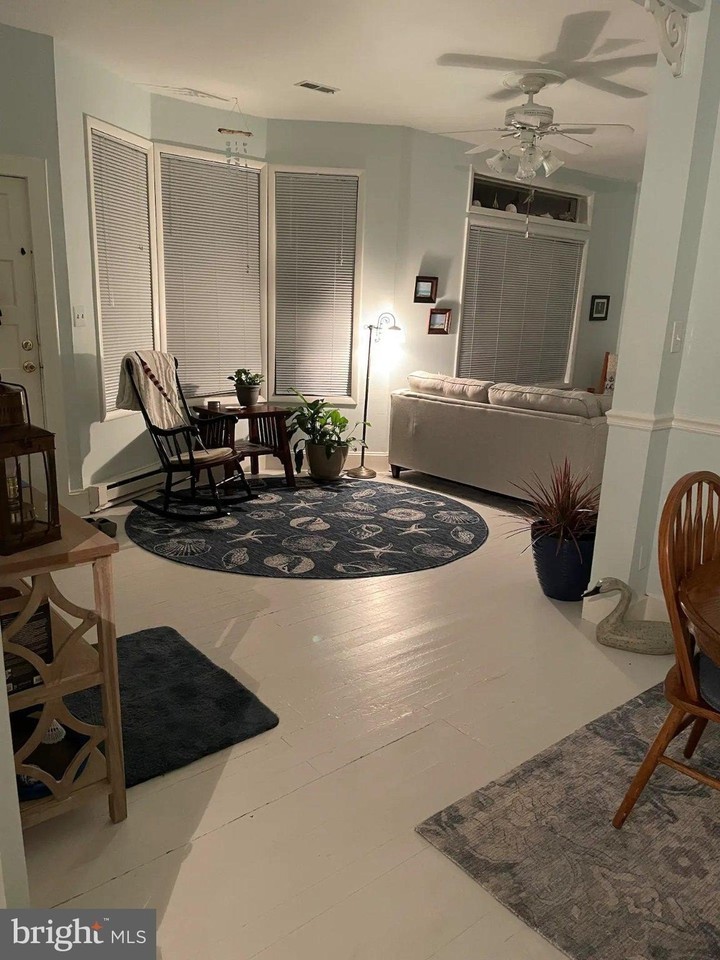 9200 Atlantic Ave - Photo 7 of 20