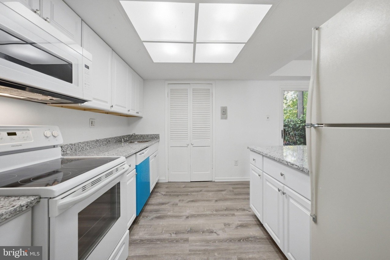 19 Ridgewood Pl - Photo 4 of 17